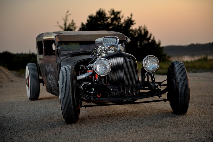 Rusty Pistons a Hot roads