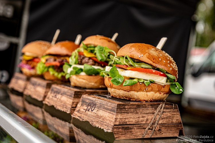 GASTRONOMIE a STREET FOOD